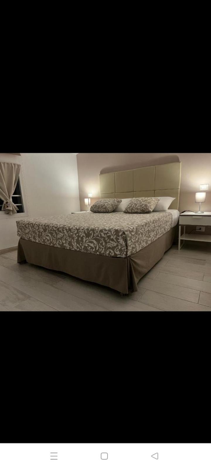 Villagrecale * Avola